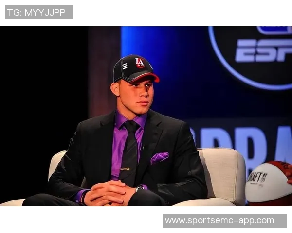 格里芬对鲍尔默缺乏沟通表示失望交易时未获联系感到不满